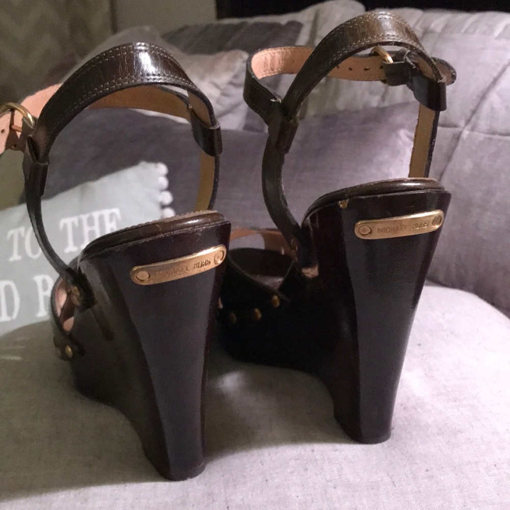 Michael Kors Wood Wedges - Picture 4 of 6